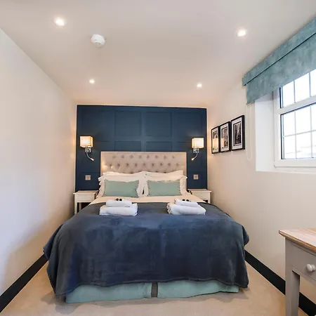 The Friar's In The Heart Of - Location Apartmán York