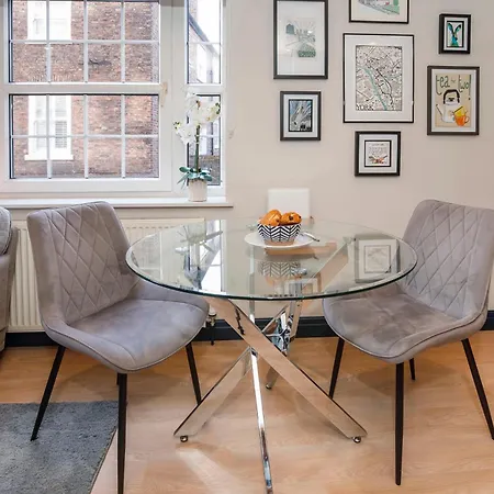 The Friar's In The Heart Of - Location Apartment York